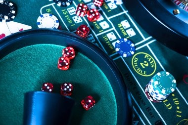 wahanaslot live dealer Three Card Poker studio with multiple players